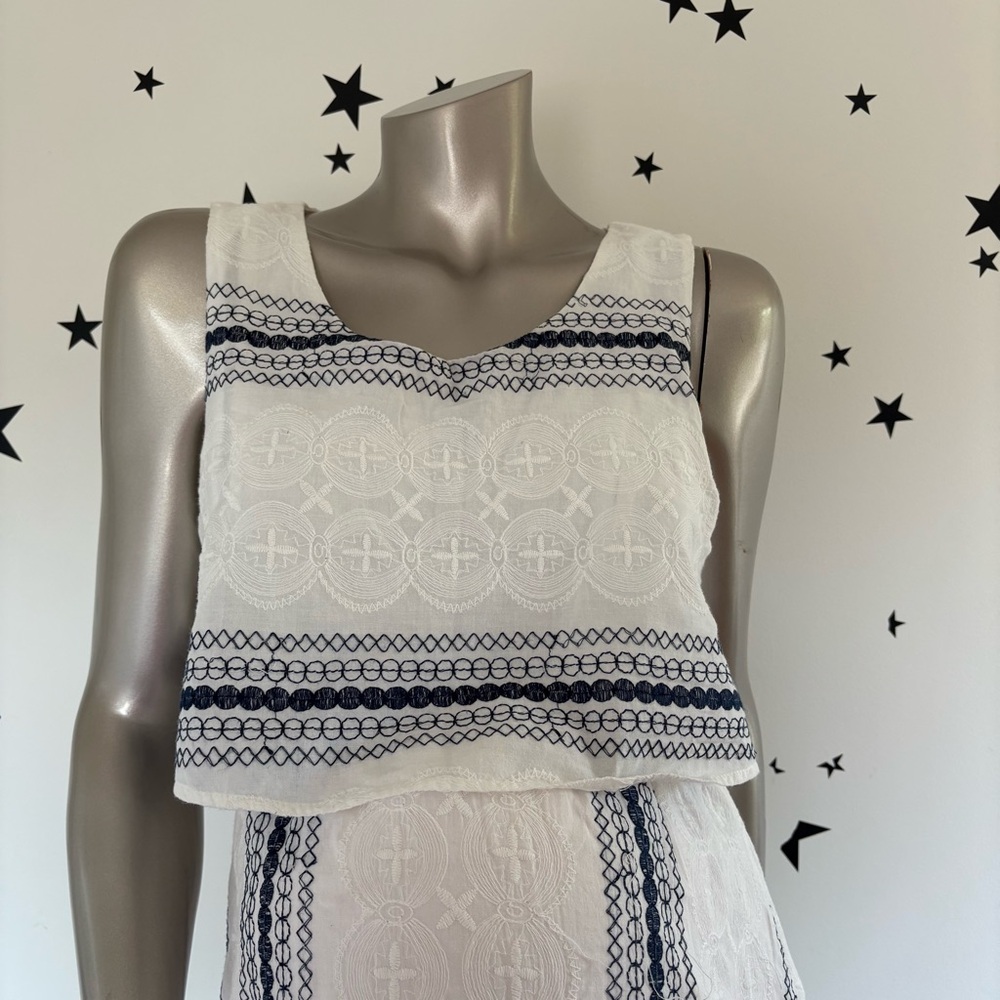 Hello MIZ White and Blue Embroidered Maternity Dress Size Small - Picture 3 of 7